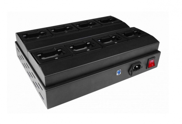 TRASSIR Dock-8F док-станция для подключения персональных регистраторов Фото